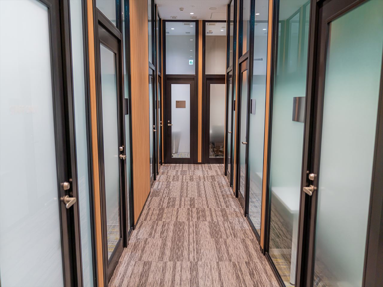 日本全国のレンタルオフィス・コワーキングスペース | OFiT